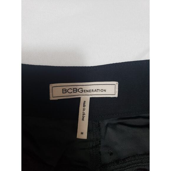 BCBGeneration Black Tapered Pants Women's Medium Minimalist Neutral - Picture 3 of 8